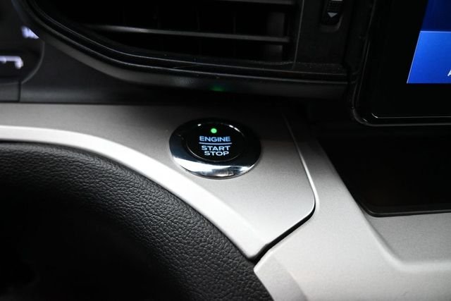 Used 2021 Silver Ford XLT image 20