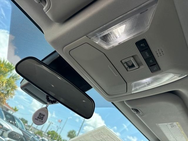 2025 Toyota RAV4 LE - Photo 19