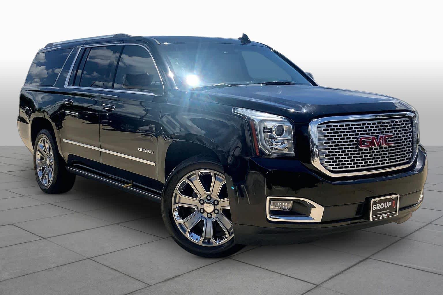 Used 2016 Onyx Black GMC Denali image 3