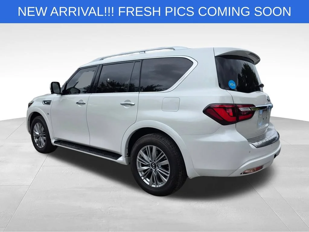 Used 2018 White INFINITI RWD image 5