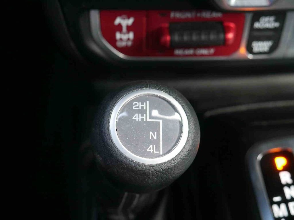 Used 2024 Black Jeep Rubicon image 32