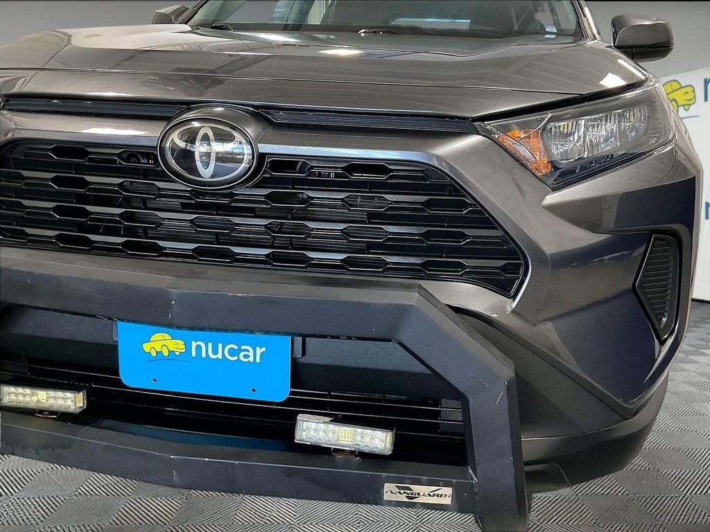 Used 2020 Gray Toyota LE image 29