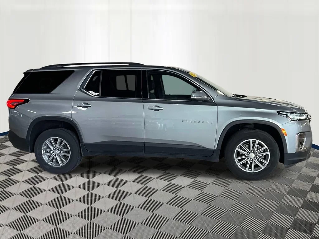 Used 2023 Sterling Gray Metallic Chevrolet LT Cloth image 5