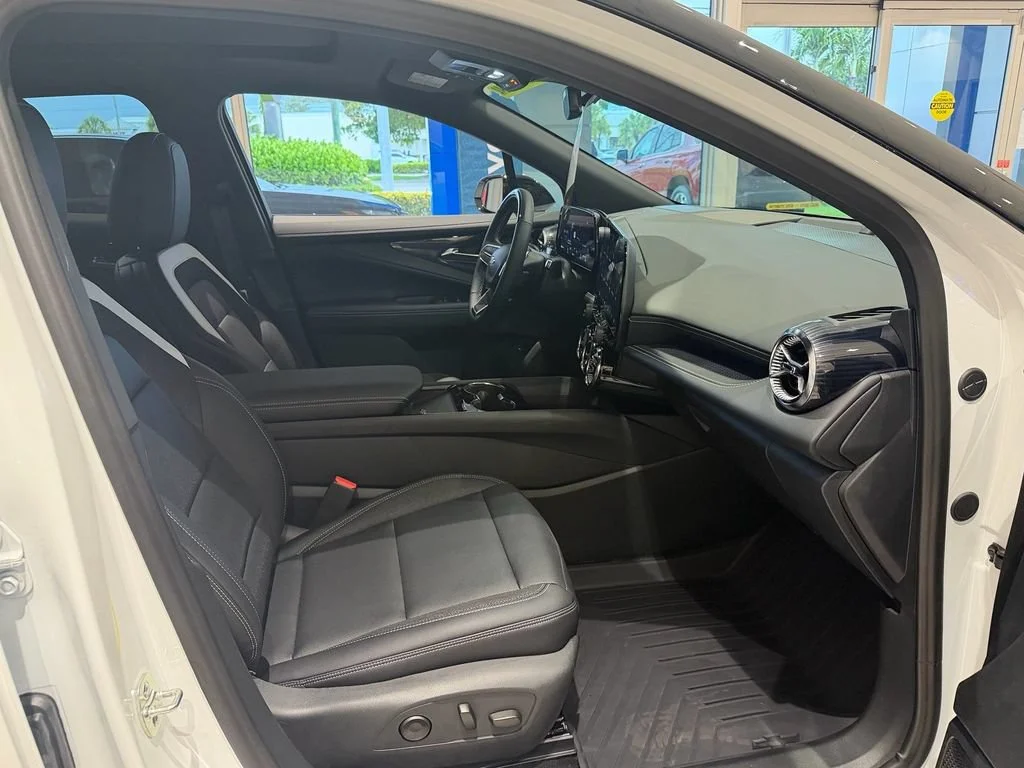 2026 Chevrolet Blazer EV LT - Photo 6