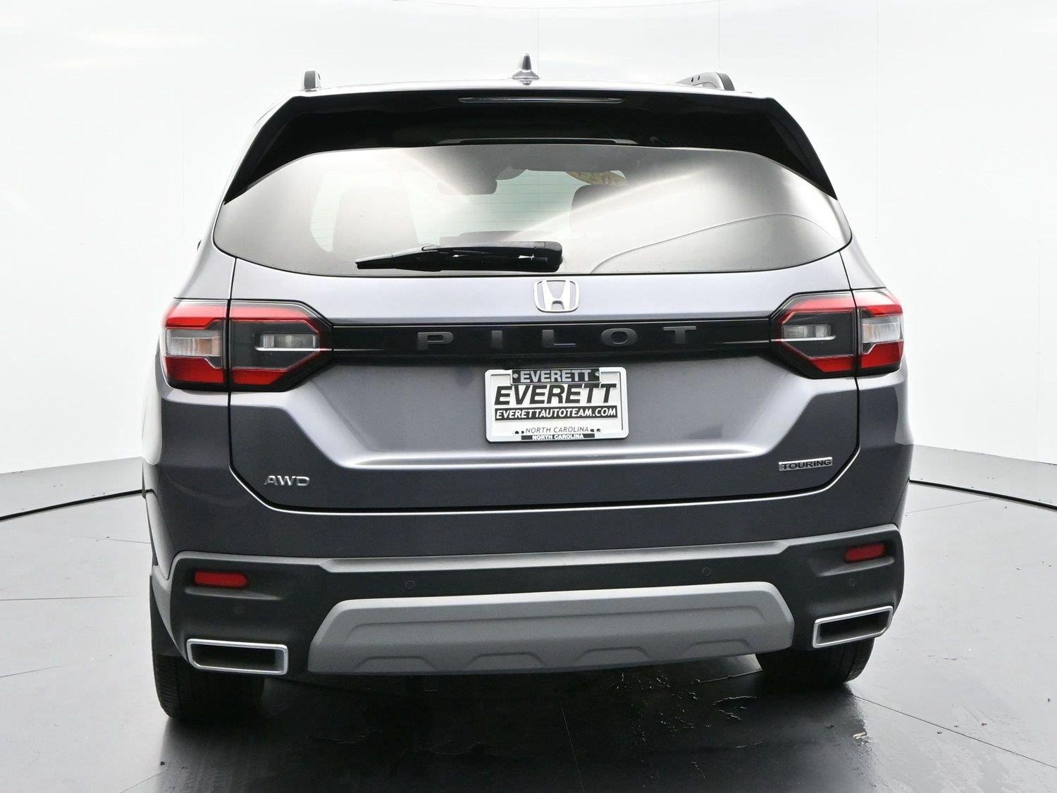 Used 2024 Gray Honda Touring image 6