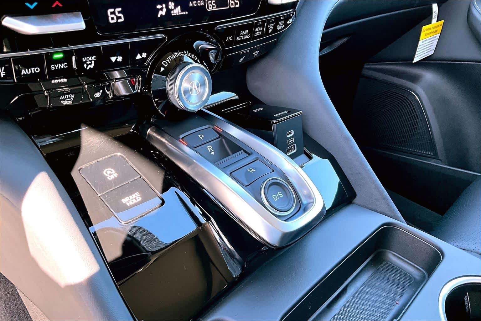 Used 2026 Liquid Carbon Metallic Acura w/Technology Package image 7
