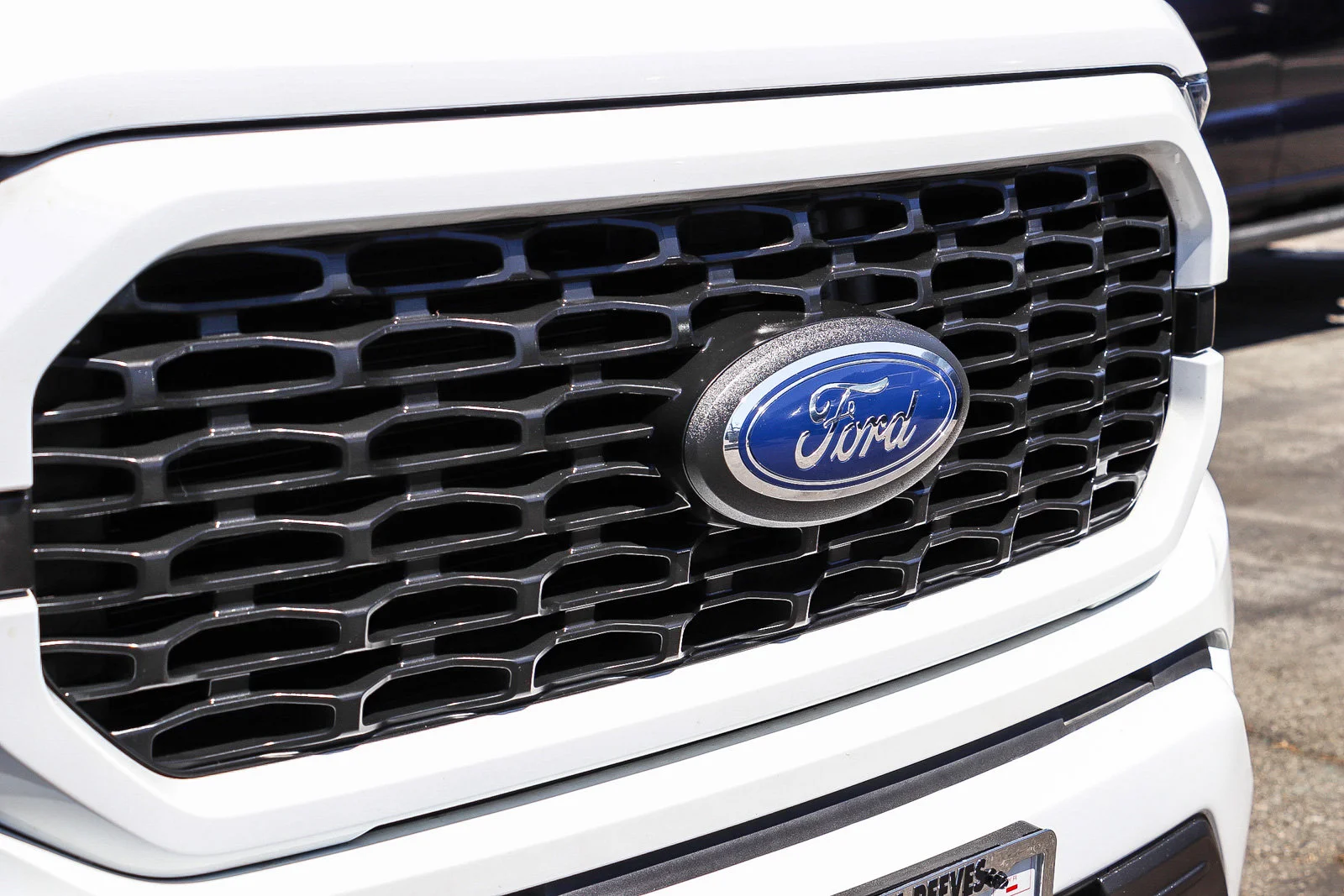 Certified Used 2023 Oxford White Ford XL image 7