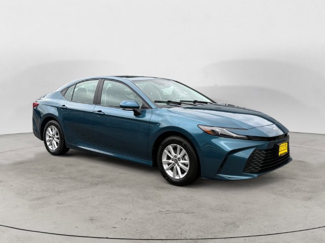 Used 2025 Ocean Toyota LE image 3