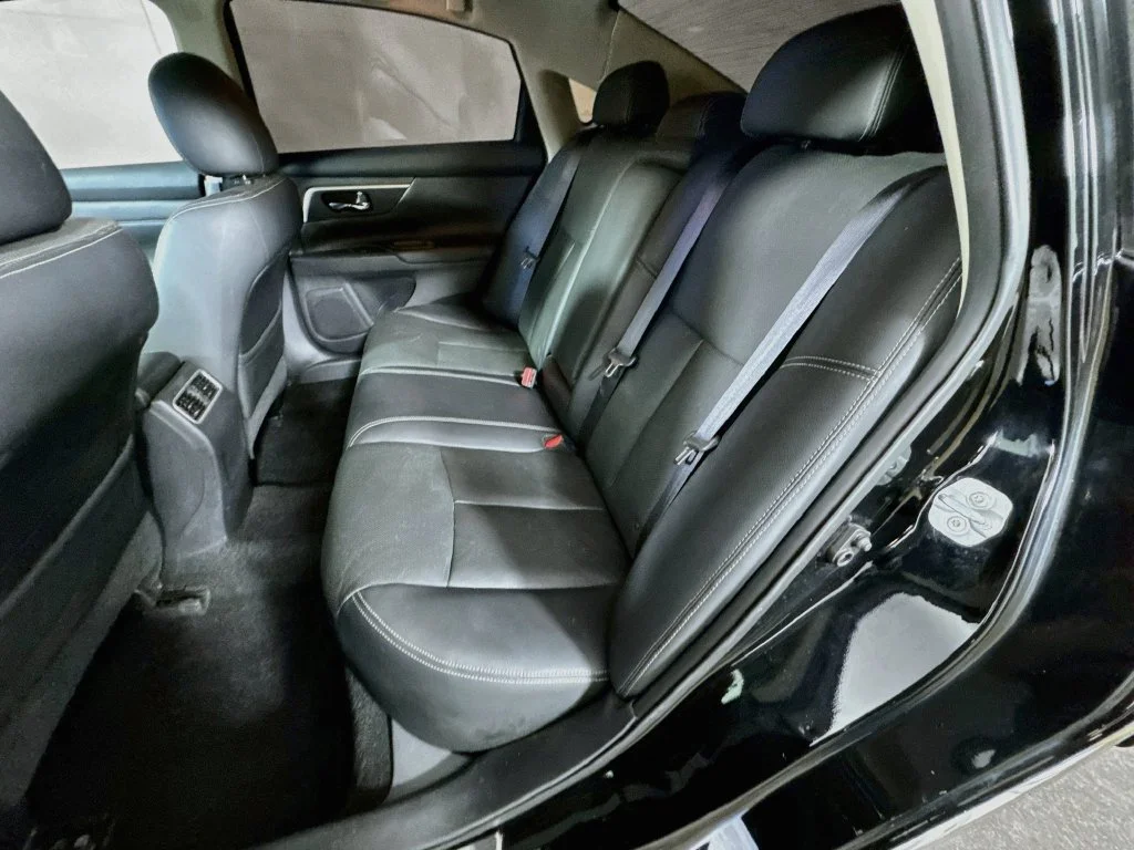 Used 2016 Black Nissan 3.5 SL image 30