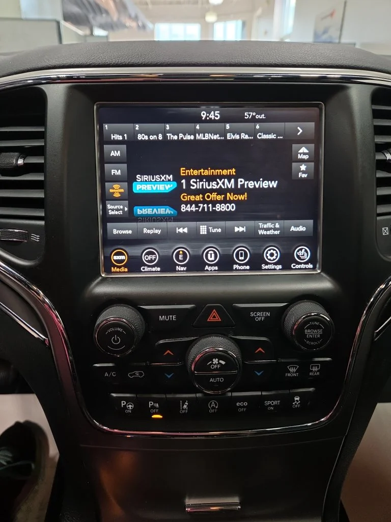 Used 2018 Black Jeep Limited image 39