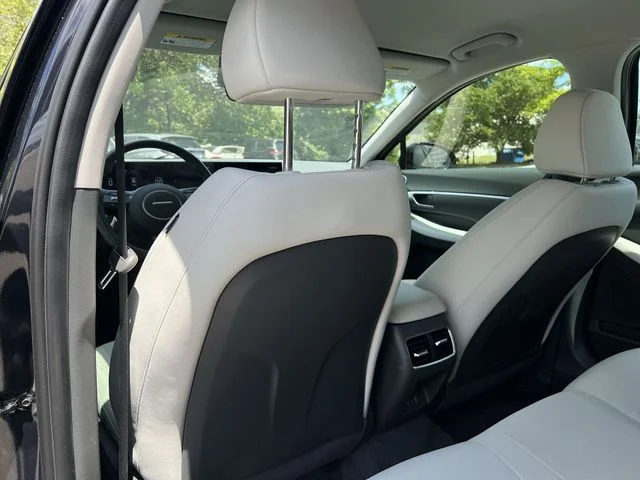 Used 2025 Blue Hyundai SEL image 35