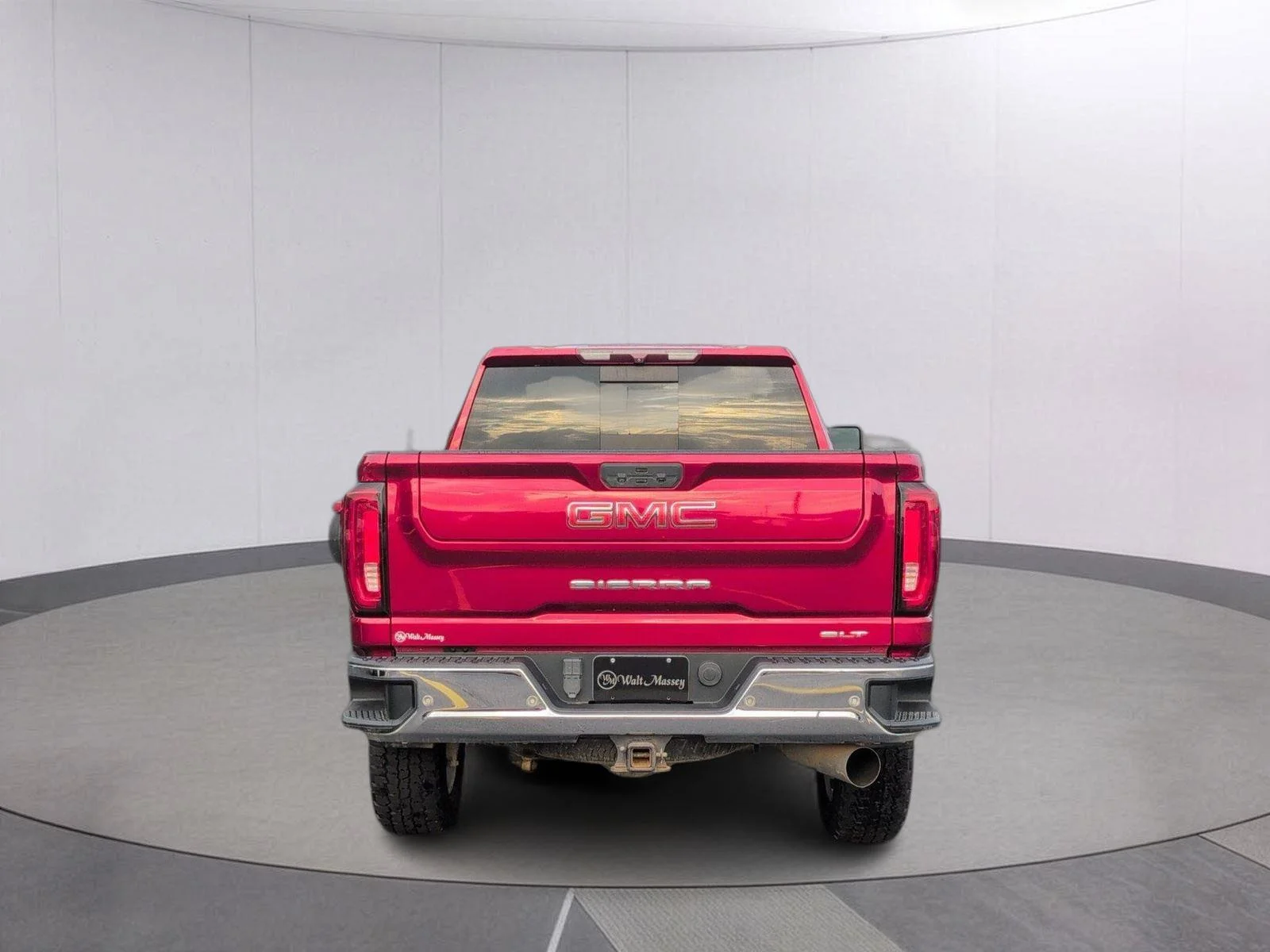Used 2021 CAYENNE RED TINTCOAT GMC SLT image 4