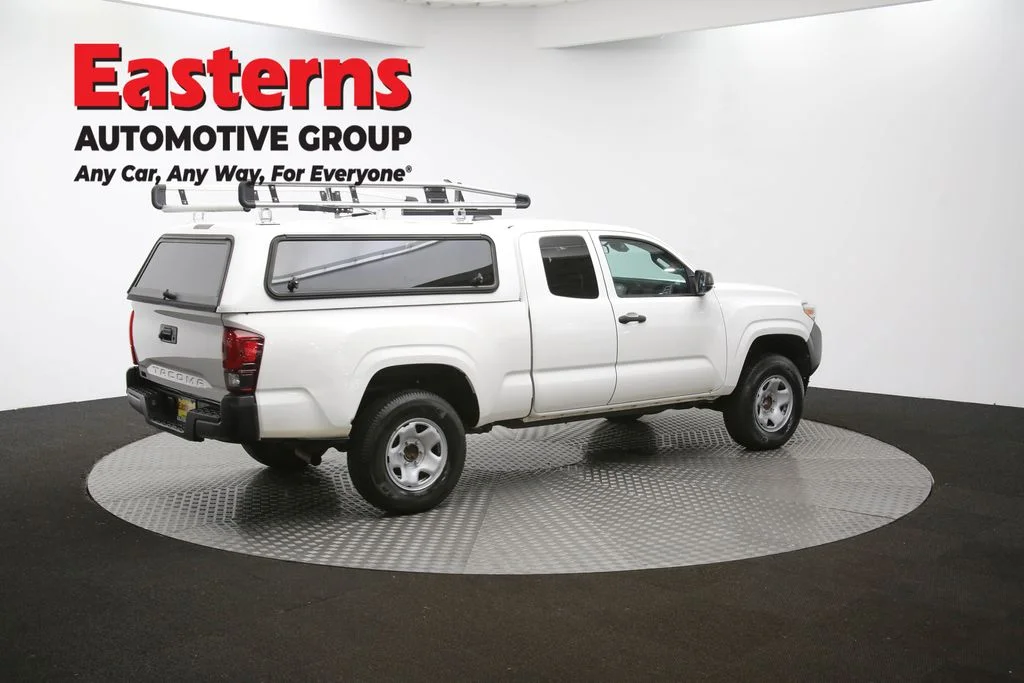 Used 2021 White Toyota SR image 38