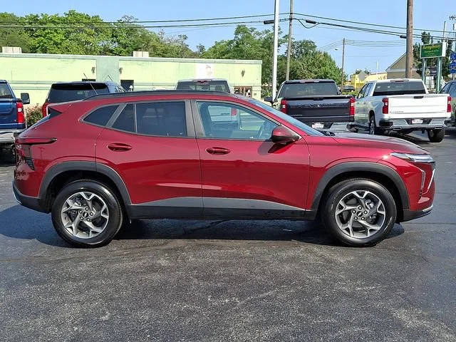 Used 2024 Crimson Metallic Chevrolet LT image 8