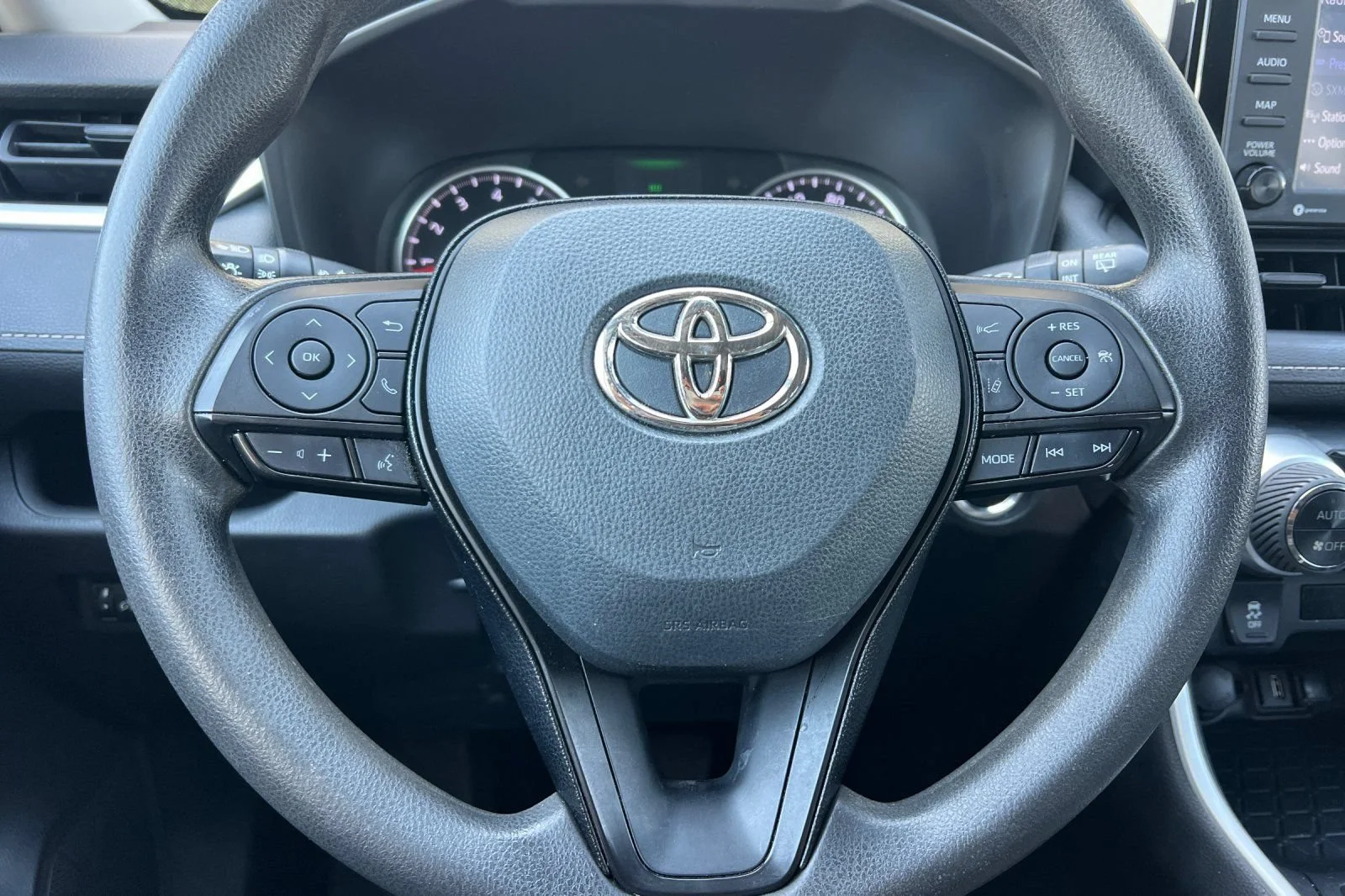Used 2021 Gray Toyota XLE image 22