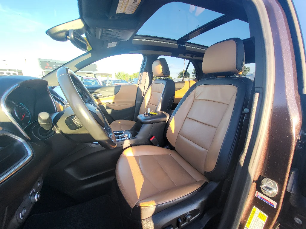 Used 2020 Chocolate Metallic Chevrolet Premier image 22