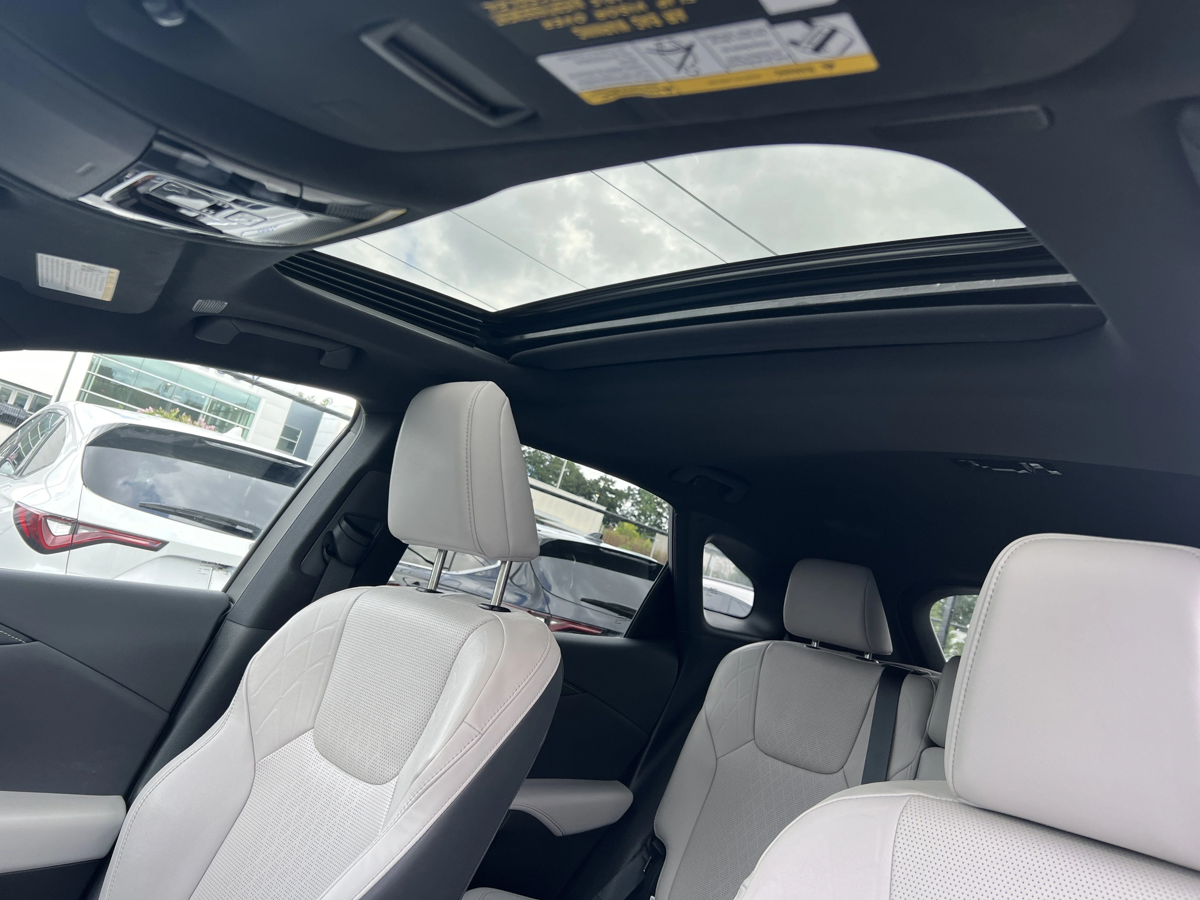 Used 2024 Iridium Lexus RX 350 Premium Plus image 10