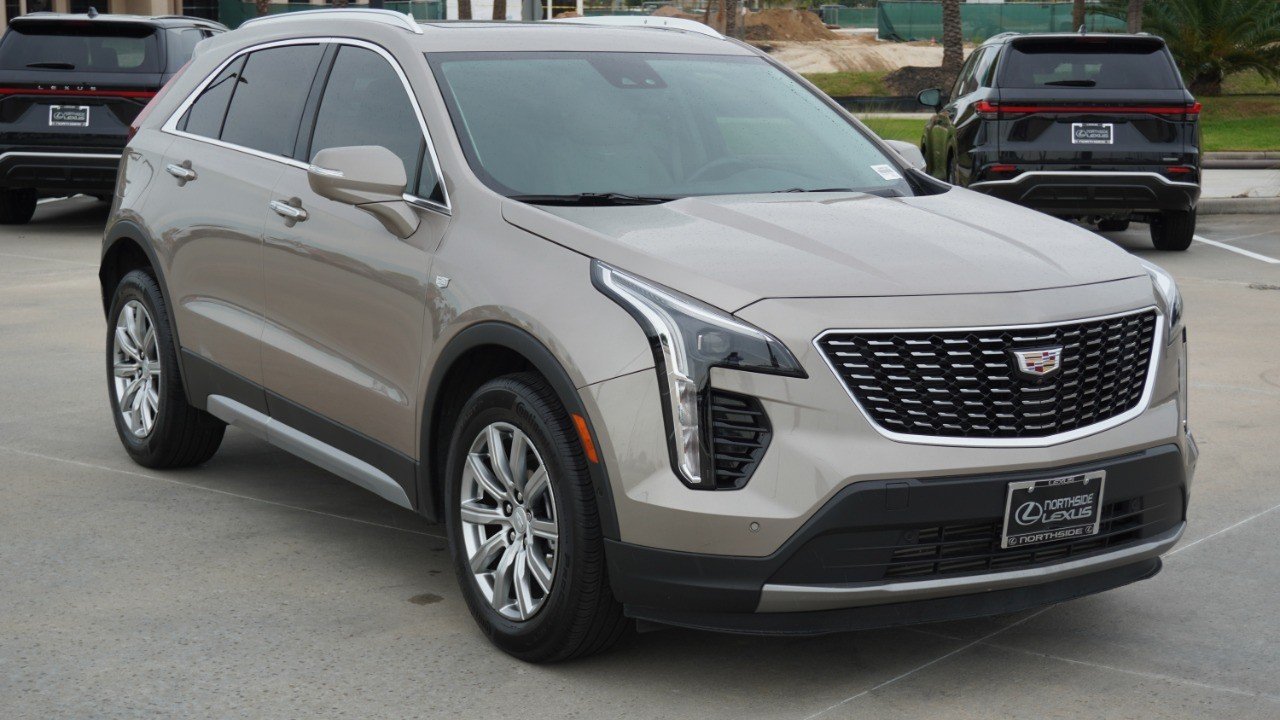 Used 2022 Beige Cadillac FWD Premium Luxury image 3