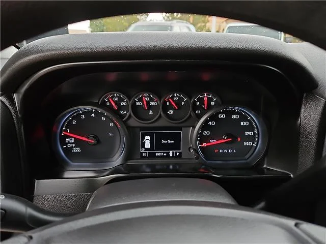 Used 2021 Northsky Blue Metallic Chevrolet Custom 4x2 Crew Cab 5.75 ft. box 147.4 in. WB image 18