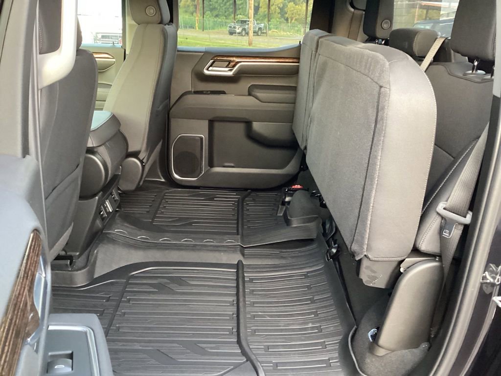 2026 GMC Sierra 1500 SLE - Photo 7
