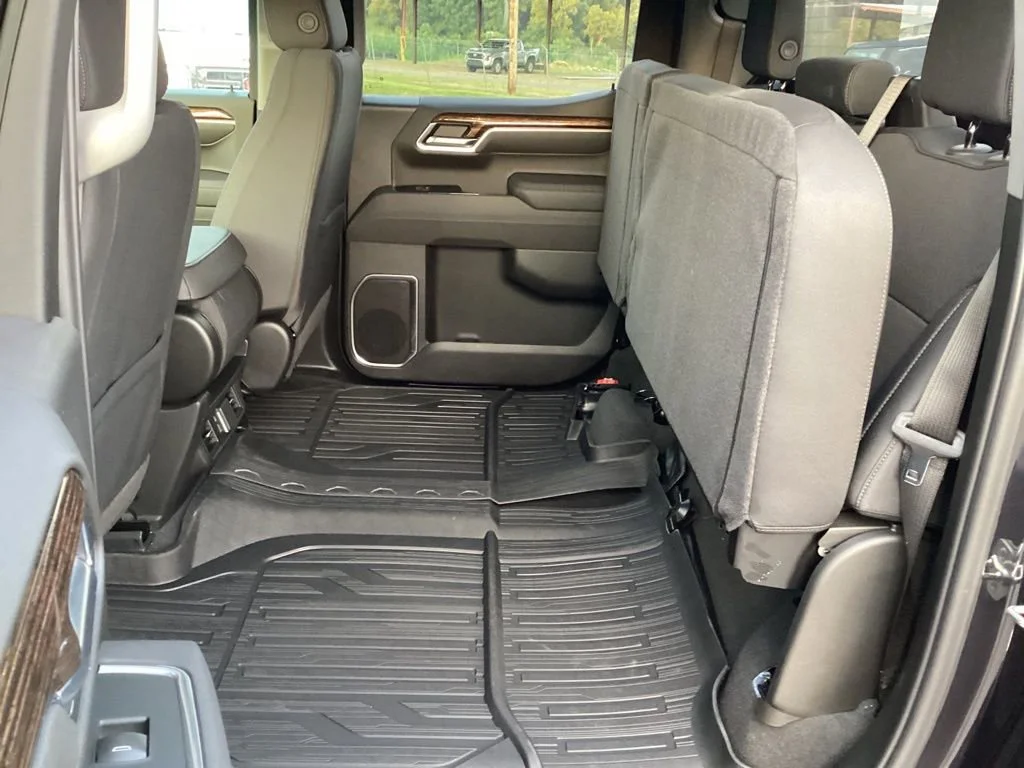 2026 GMC Sierra 1500 SLE - Photo 7