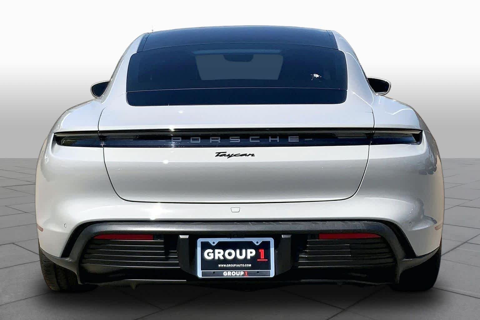 Used 2022 Chalk Porsche  image 4