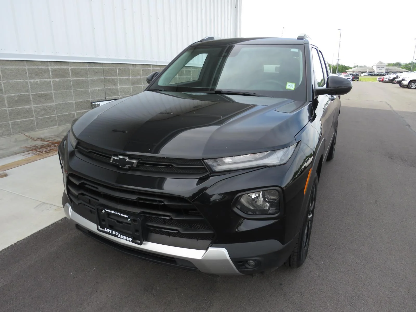 Used 2021 Mosaic Black Metallic Chevrolet LT image 16