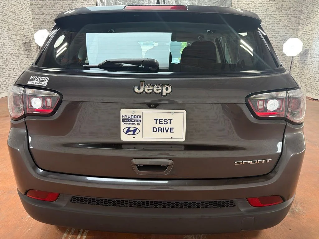 Used 2020 Granite Crystal Metallic Clearcoat Jeep Sport image 6