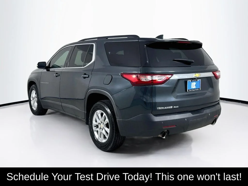 Used 2020 Graphite Metallic Chevrolet LT image 5