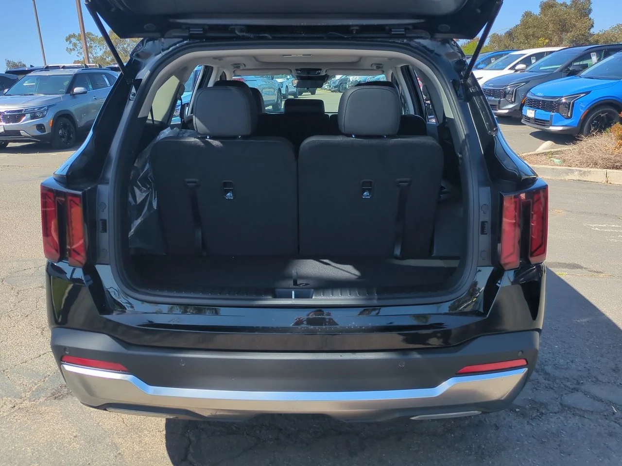 New 2026 Ebony Black Kia S image 25