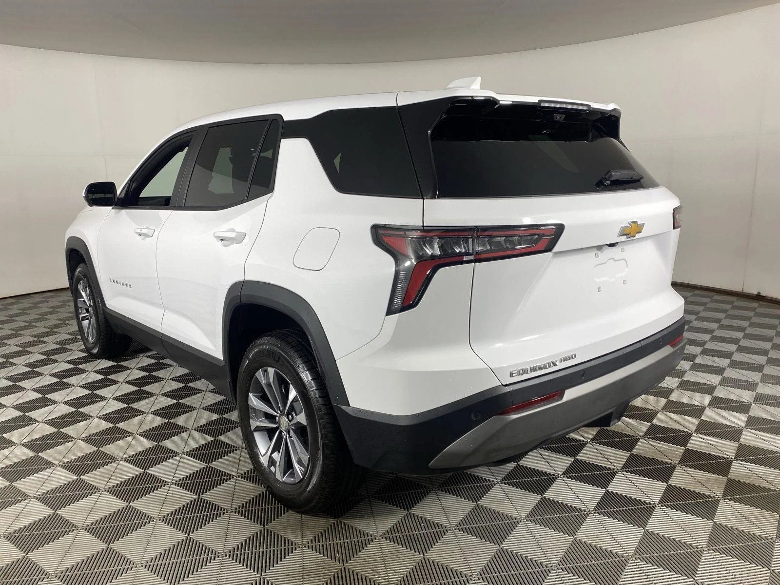 New 2026 Summit White Chevrolet LT image 5