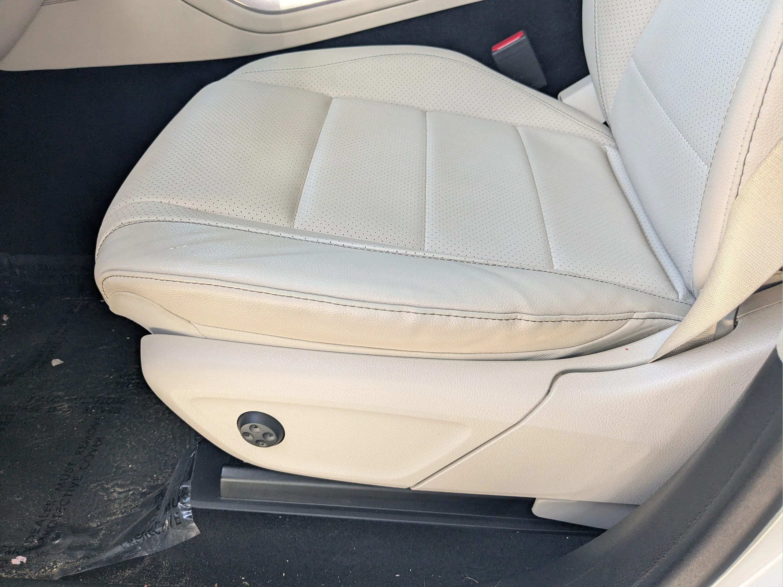 Used 2022 White Mercedes-Benz GLE 350 image 21