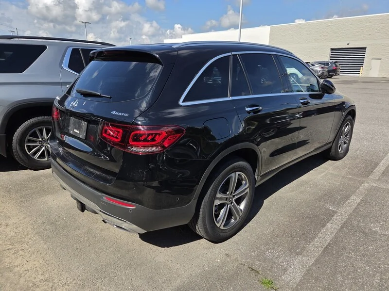 Used 2021  MERCEDES-BENZ GLC 300 image 10
