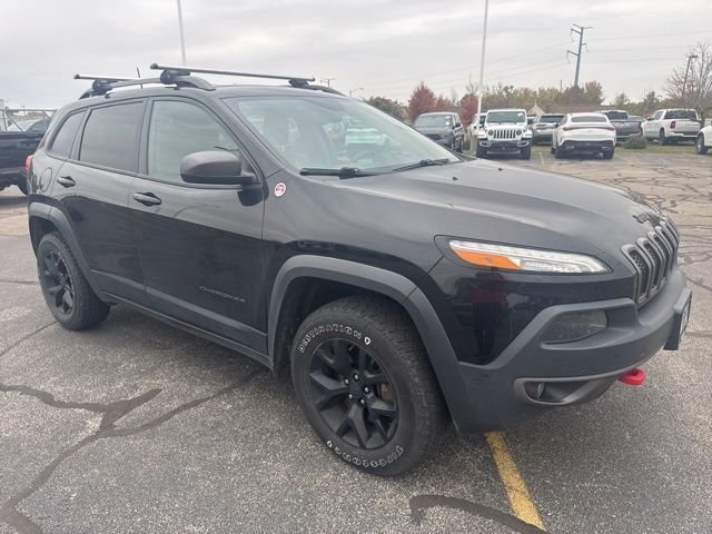 Used 2017 Jeep Cherokee Trailhawk with VIN 1C4PJMBS1HW569689 for sale in Bloomington, IL