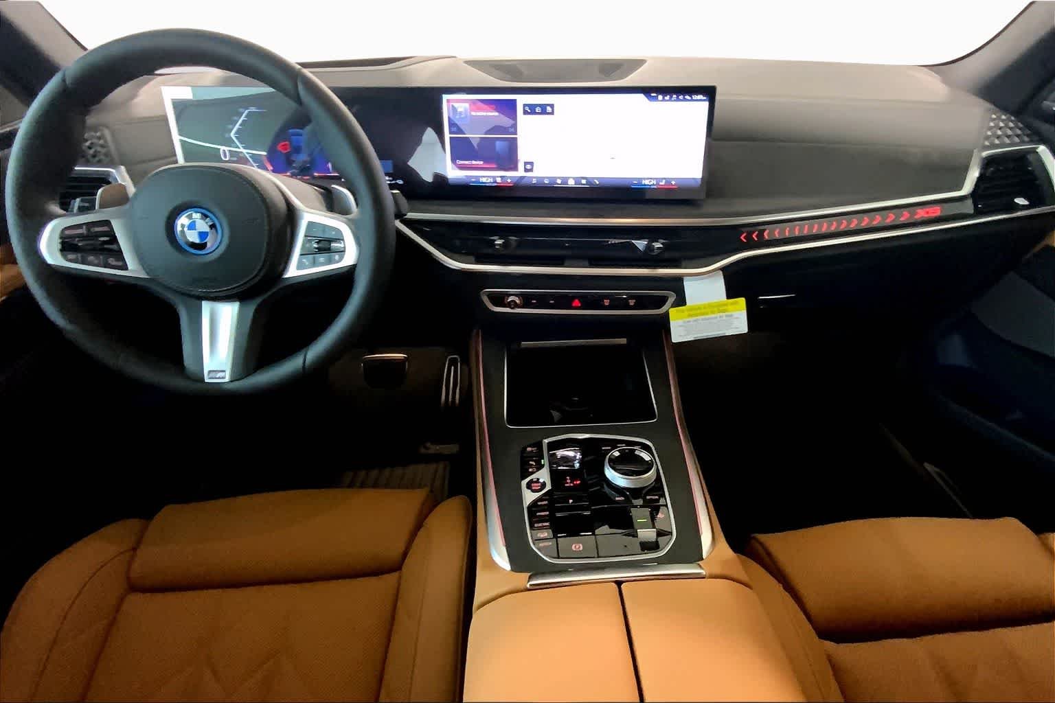 New 2026 Carbon Black Metallic BMW xDrive50e image 5