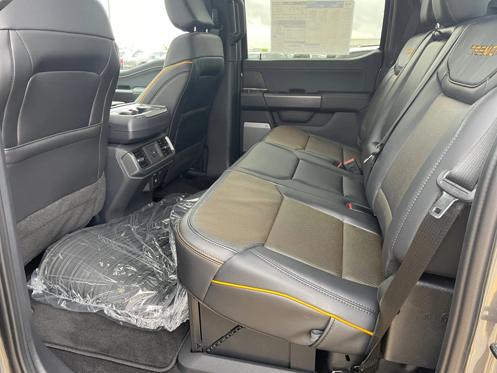 New 2026 Carbonized Grey Metallic Ford Tremor image 19