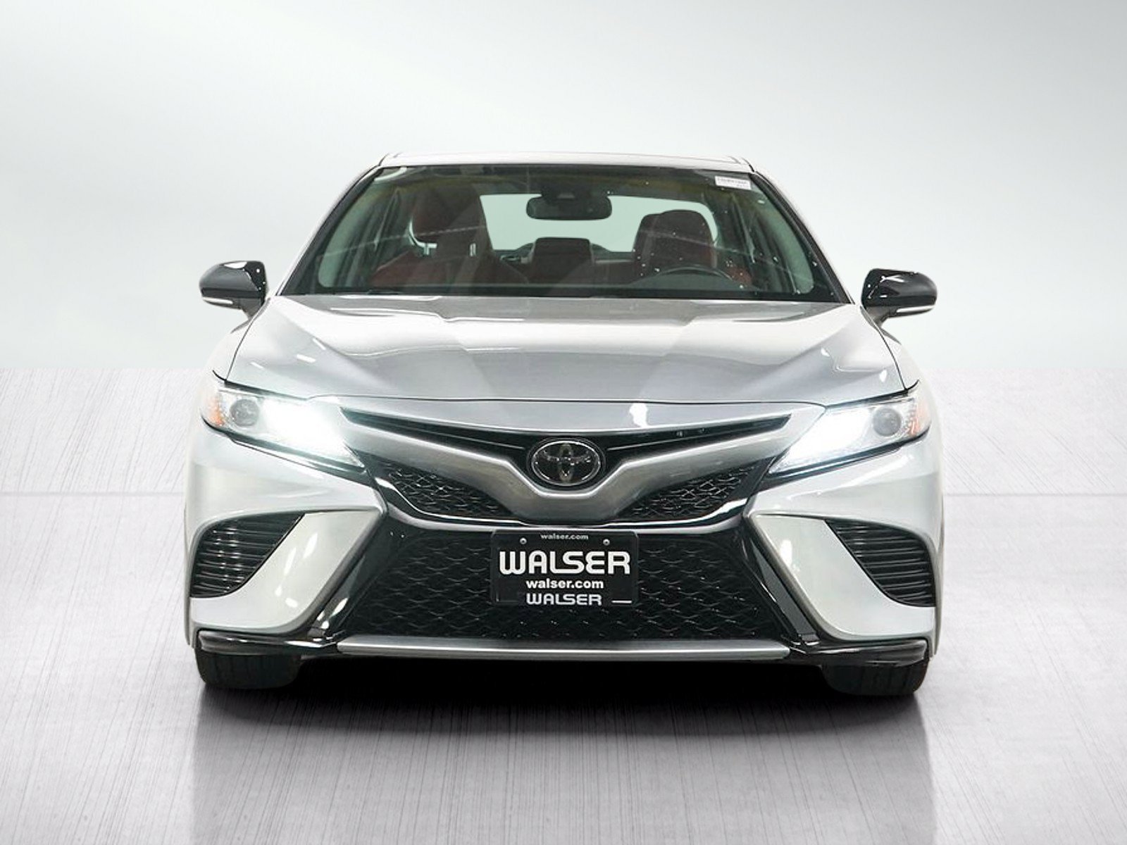 Used 2019 Midnight Black Metallic Toyota Xse image 8