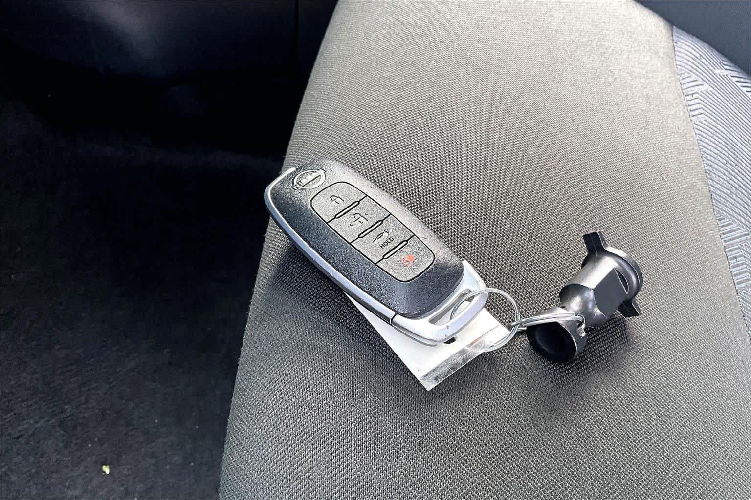 Certified Used 2024 Brilliant Silver Metallic Nissan SV image 14