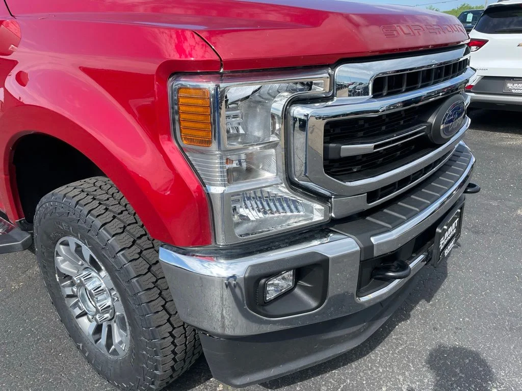 Used 2022 Red Metallic Ford Lariat image 28