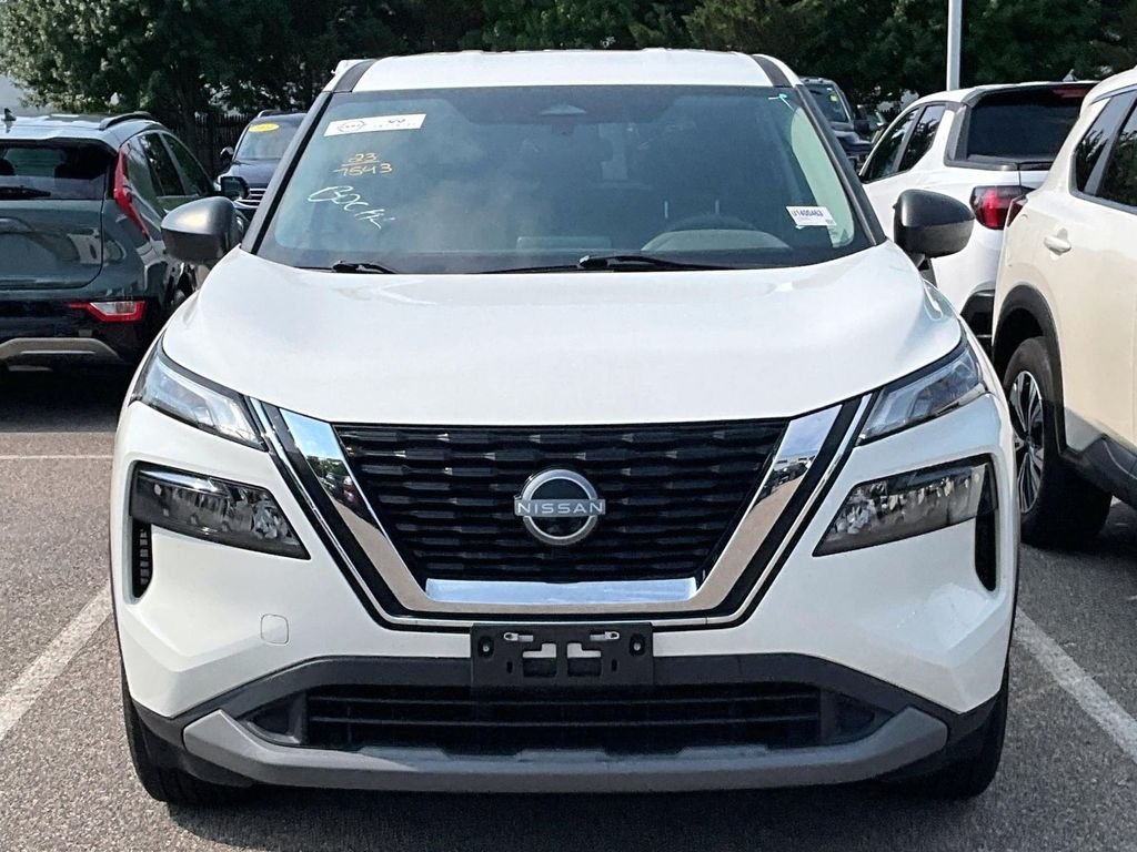 Certified Used 2023 White Nissan S image 2