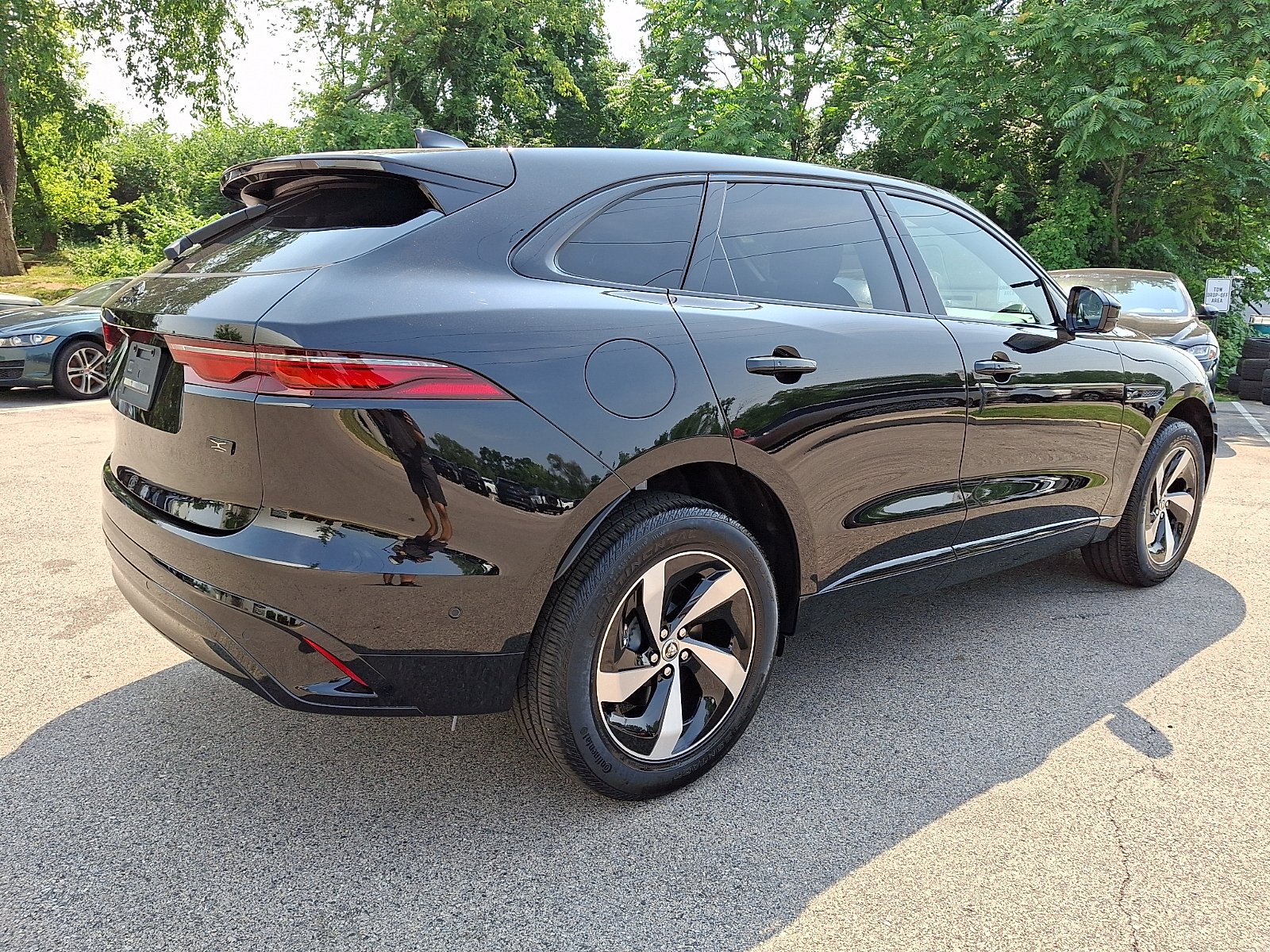 New 2026 Santorini Black Jaguar R-Dynamic S P250 AWD Automatic image 4