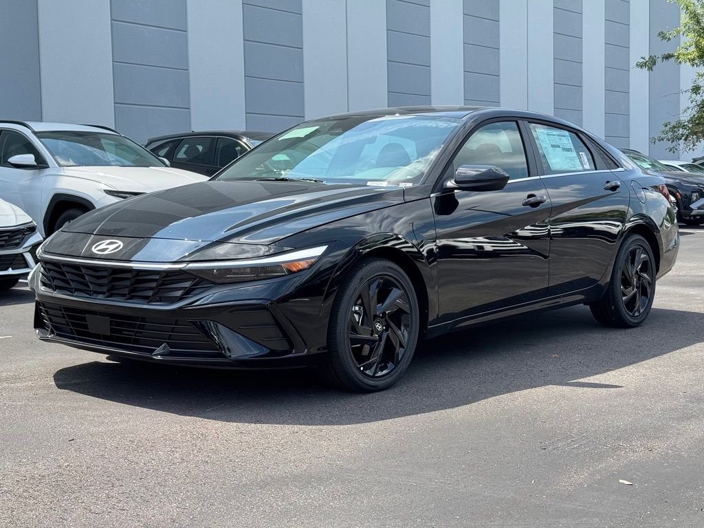 2026 Hyundai Elantra SEL - Photo 8