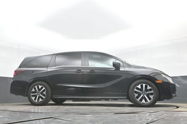 2025 Honda Odyssey EX-L - Photo 50