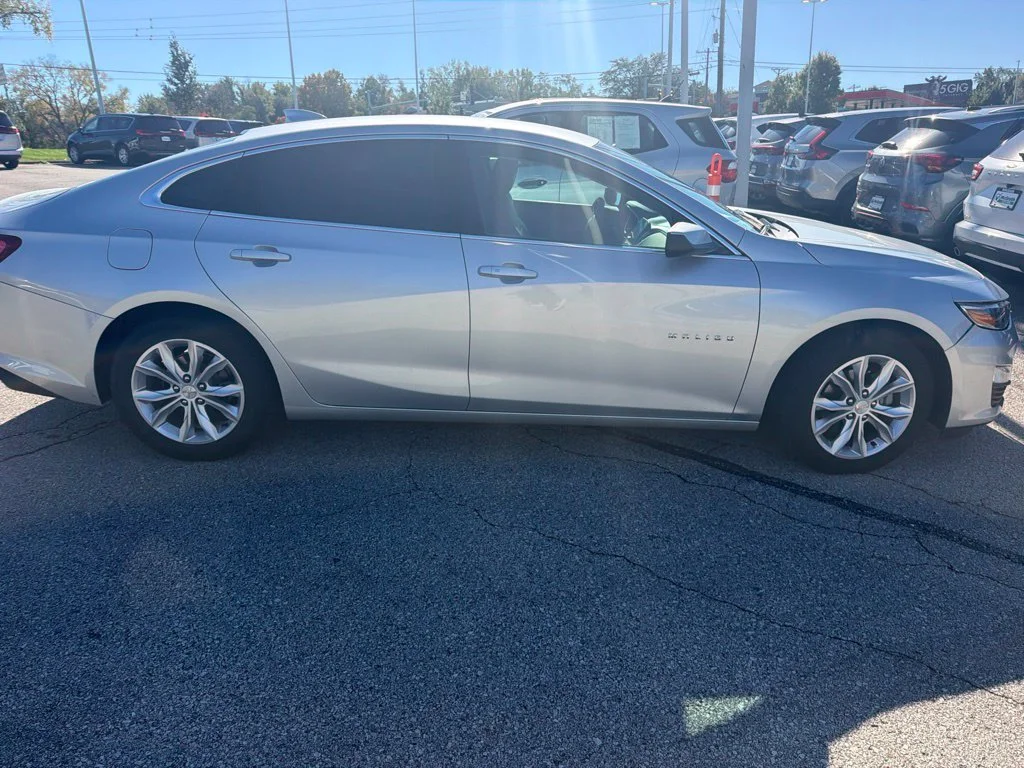 Used 2020 Silver Chevrolet LT image 5