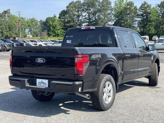 New 2026 Black Ford XLT image 3