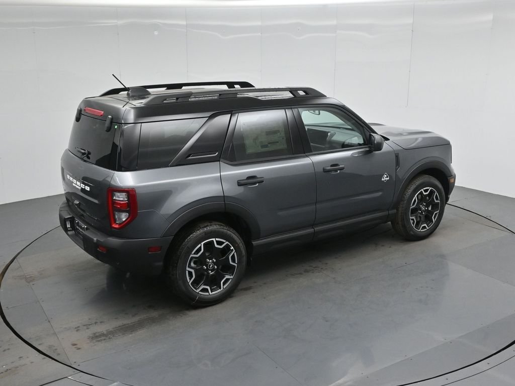 New 2026 Carbonized Gray Metallic Ford Outer Banks image 36