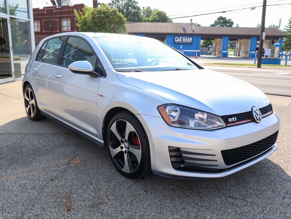 Used 2015 Silver Volkswagen 2.0T S image 7
