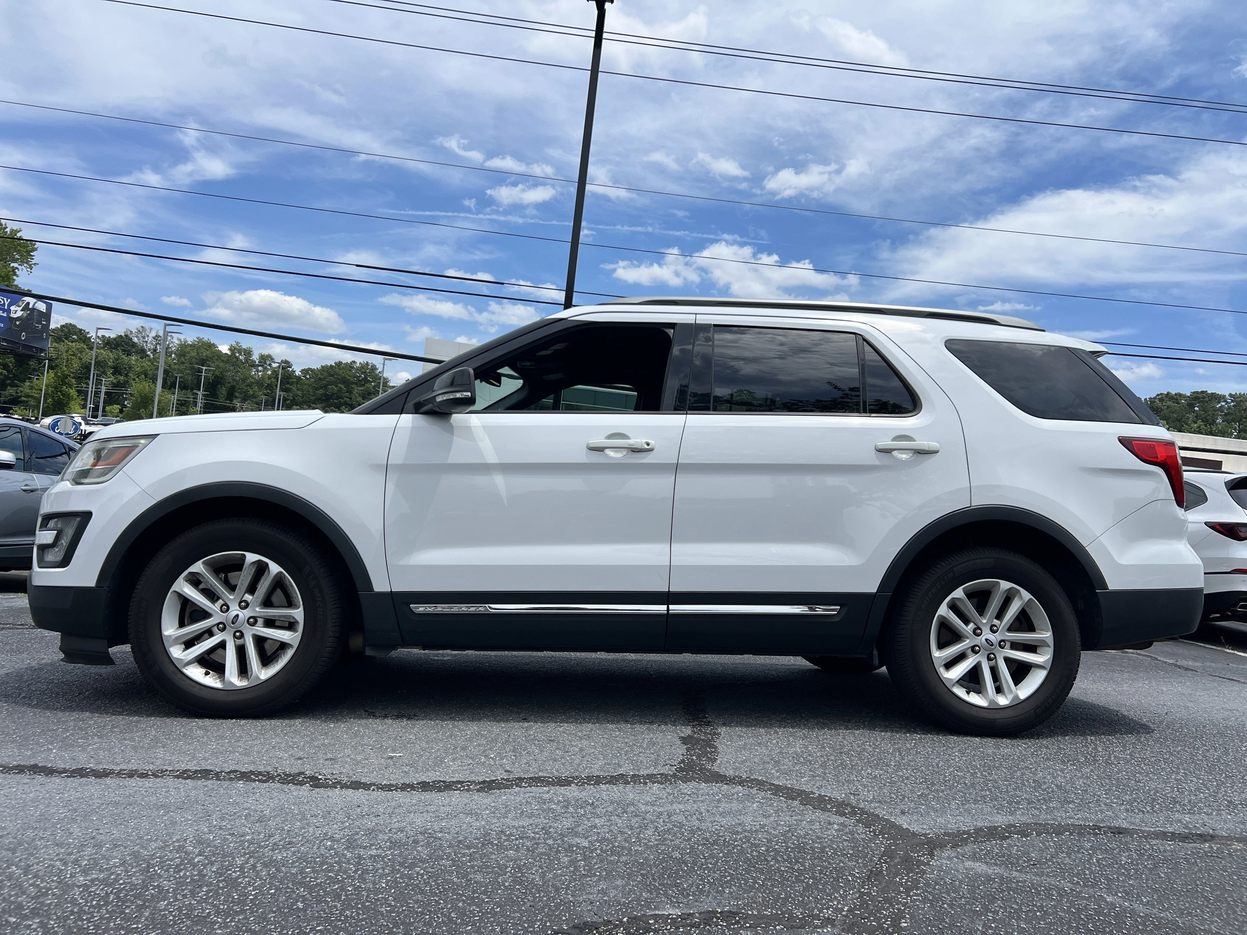 Used 2017 Ford Explorer XLT with VIN 1FM5K7D81HGC44621 for sale in Chamblee, GA