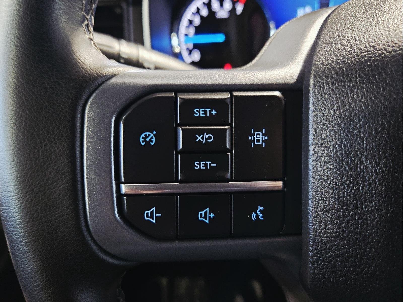 Used 2023 Atlas Blue Ford XLT image 38