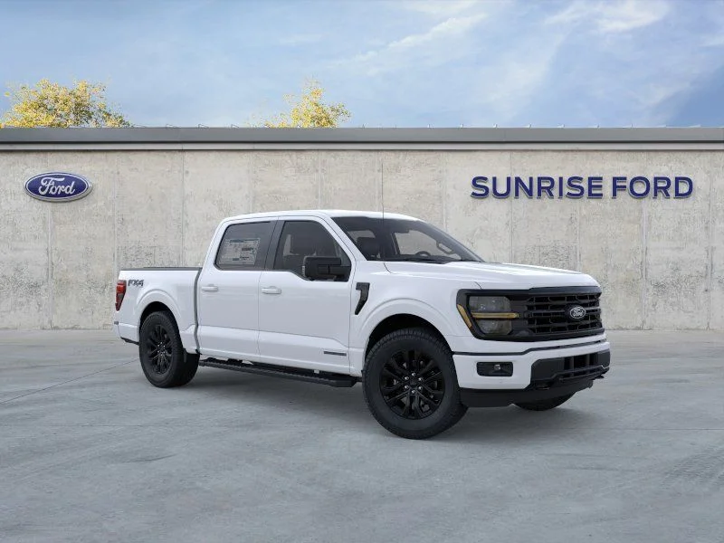 New 2026 Oxford White Ford XLT image 7